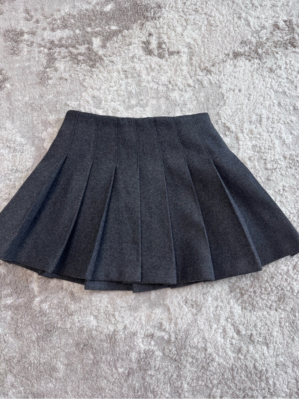Zara mini grey pleated  skirt